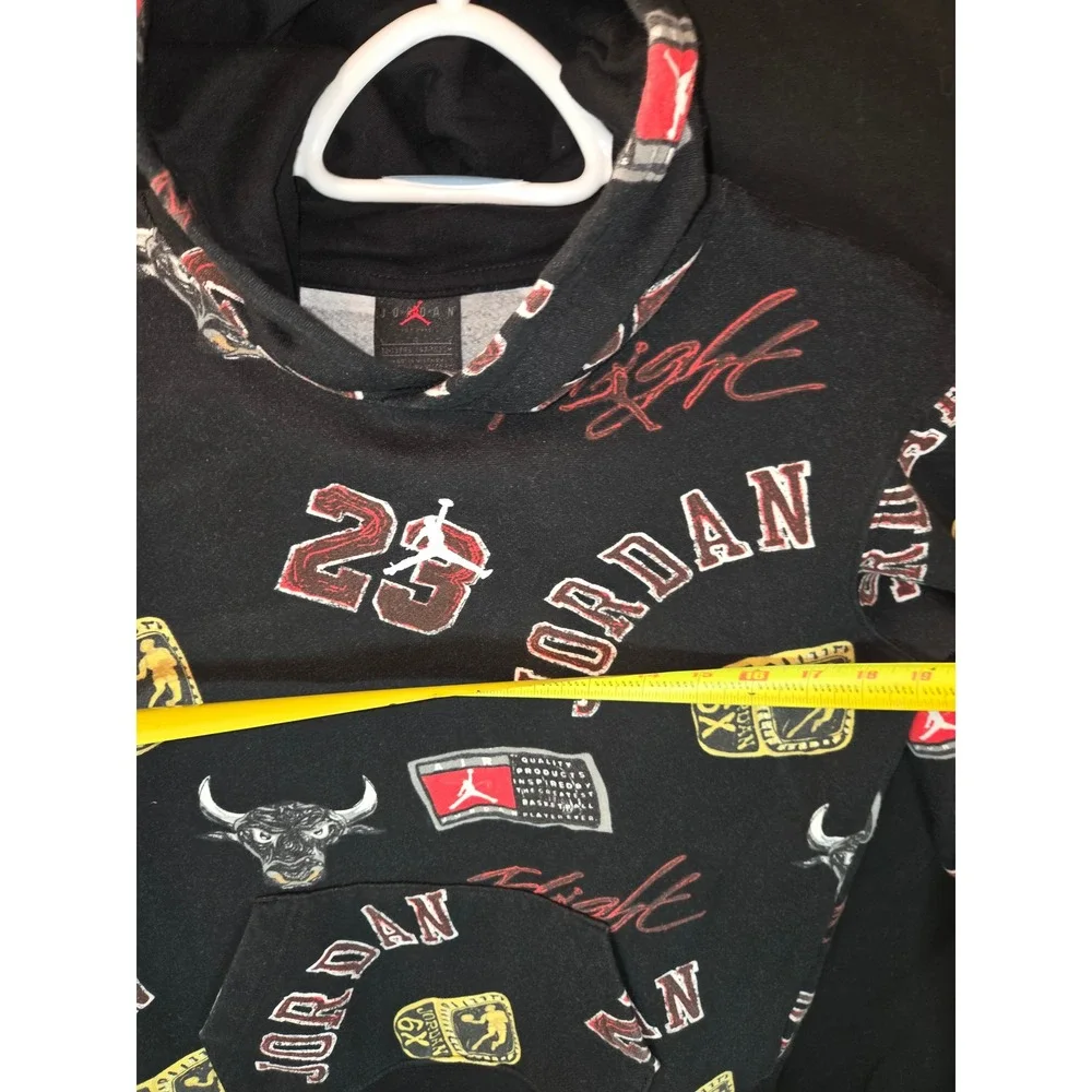Jordan Youth Black Pullover Hoodie 23 Bulls Logo Jumpman‎ Spellout Size L 12-13